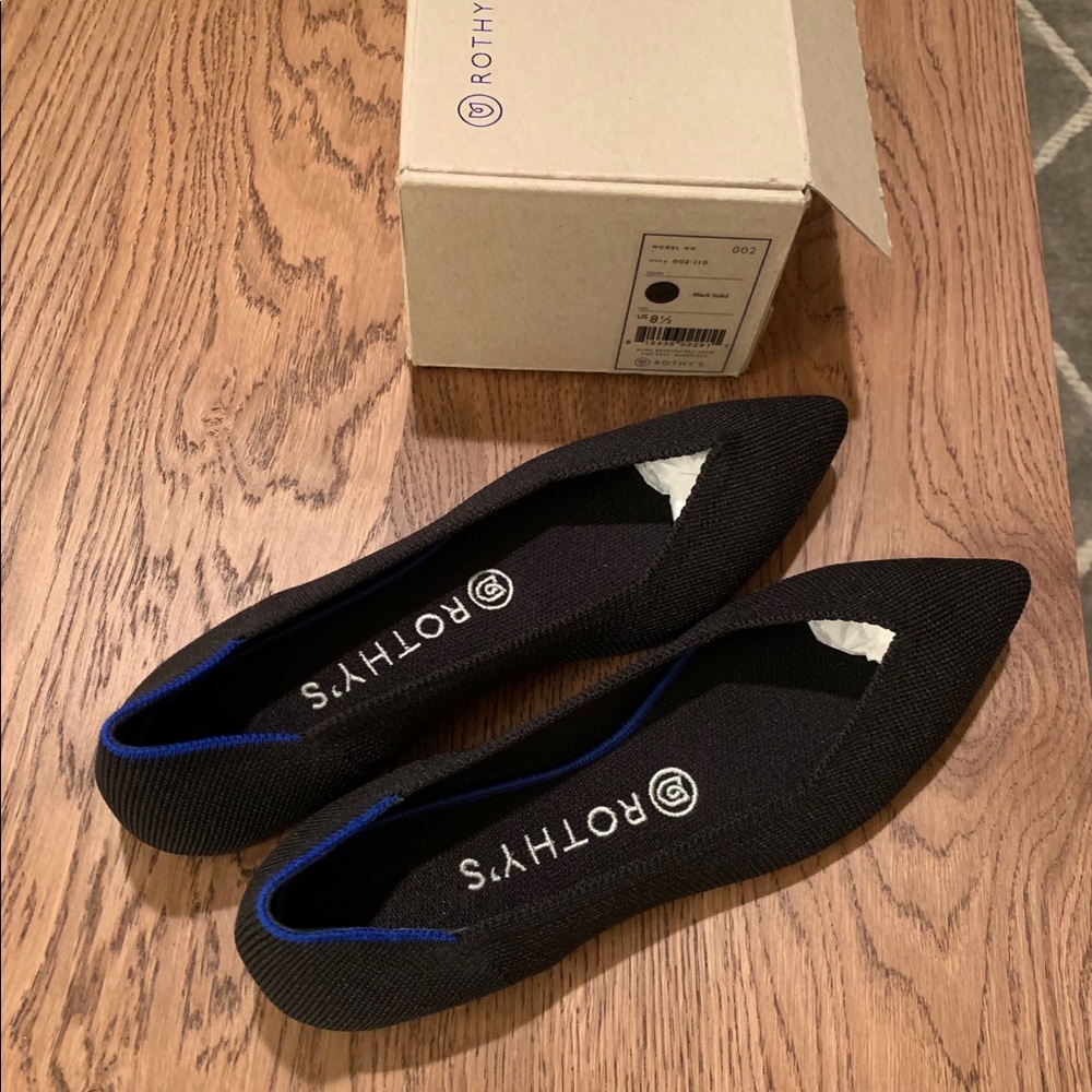 Brand New Rothy’s - ‘The Point’ - Black - 8.5